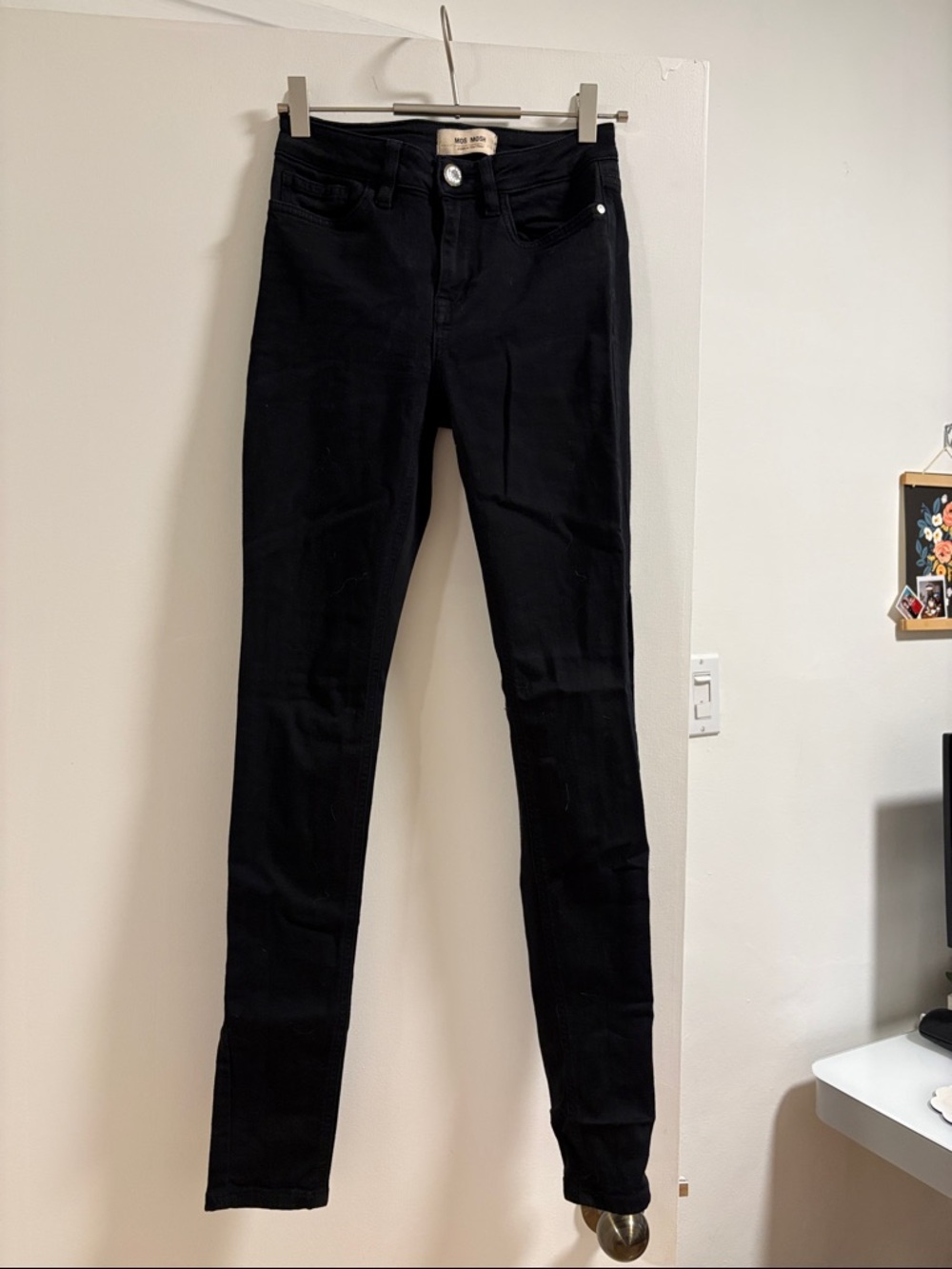 Black Skinny Jeans - Women's Slim Fit